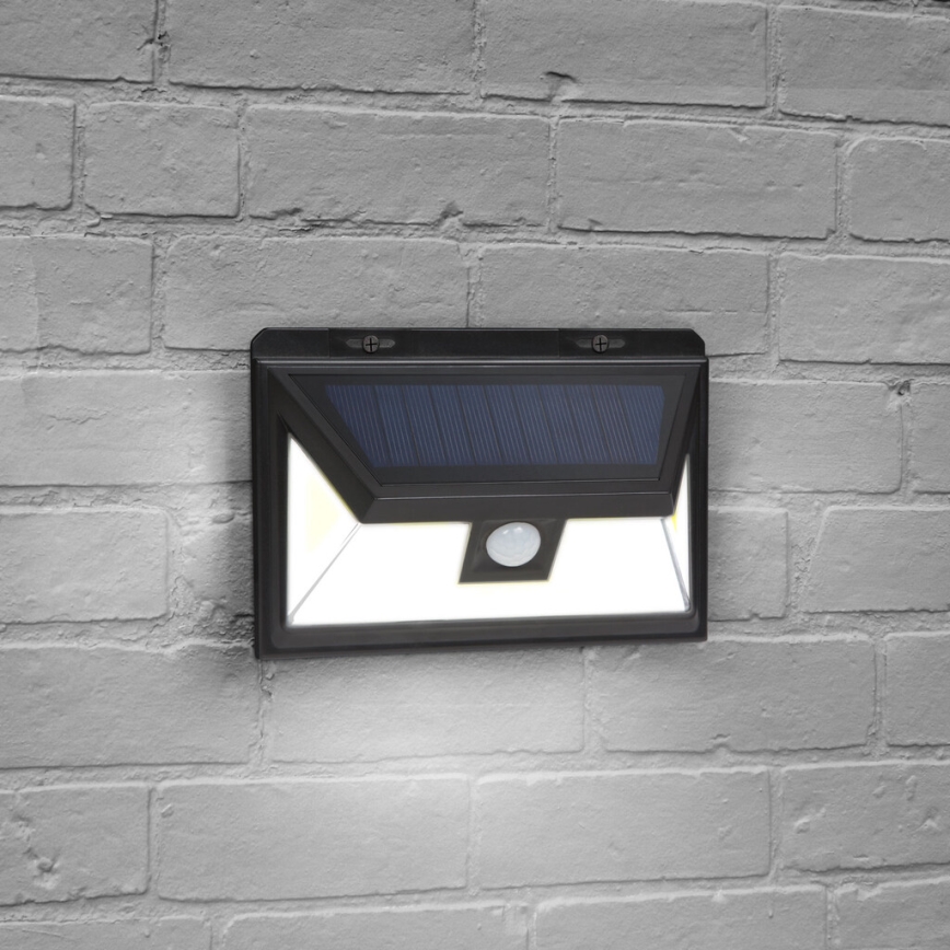 LED Napelemes érzékelős fali lámpa LED/5W/5,5V IP65 1200 mAh