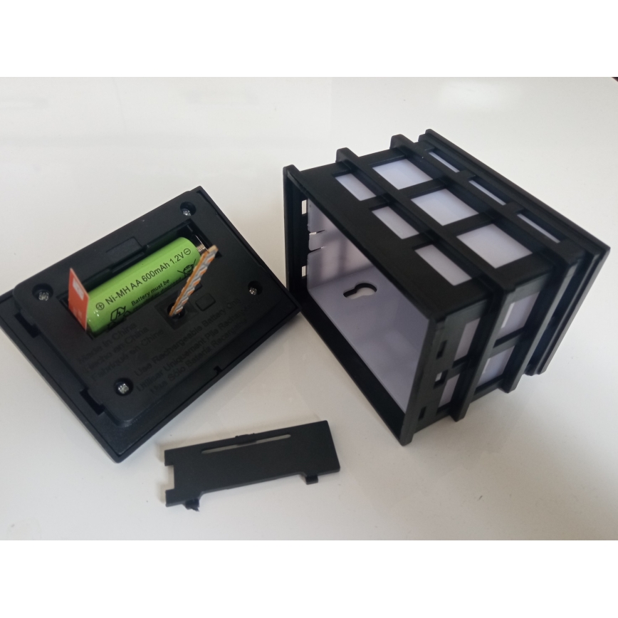 LED napelemes fali lámpa alkonykapcsolóval LED/1,2V 600 mAh IP44