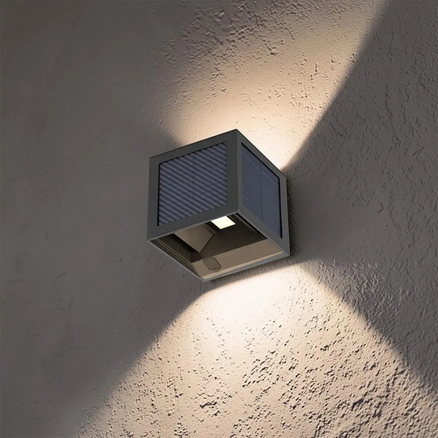 LED napelemes fali lámpa érzékelővel LED/9W/3,7V 3000/4000/6000K IP65 2600 mAh fekete