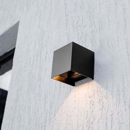 LED napelemes fali lámpa érzékelővel LED/9W/3,7V 3000/4000/5000K IP65 2600 mAh fekete
