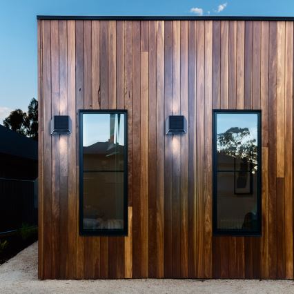 LED Napelemes fali lámpa WINGS LED/2W/1300 mAh 3,7V 6000K IP54 fekete