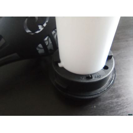 LED napelemes lámpa alkonykapcsolóval LED/1,2W/1,2V 600 mAh IP44