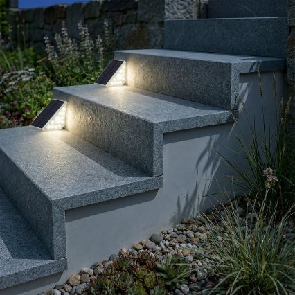 LED napelemes lámpa érzékelővel ARI LED/4,5W/3,7V 600 mAh IP44 fehér