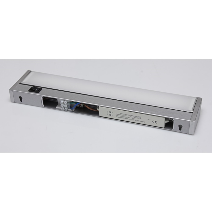 LED Pultmegvilágító LED/5W/230V ezüst