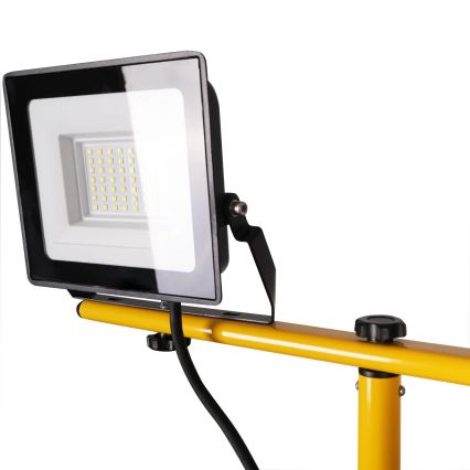 LED reflektor állvánnyal, 2× LED, 30 W, 230 V, 6500 K, IP65, sárga