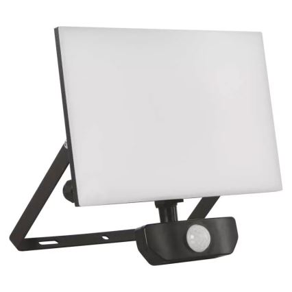 LED Reflektor érzékelővel LED/51W/230V IP54