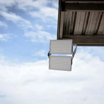 LED reflektor LED/500W/230V 6500K IP65 szürke