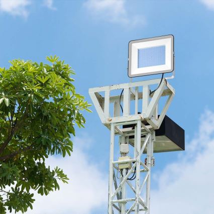 LED Reflektor SAMSUNG CHIP LED/300W/230V 4000K IP65 fekete