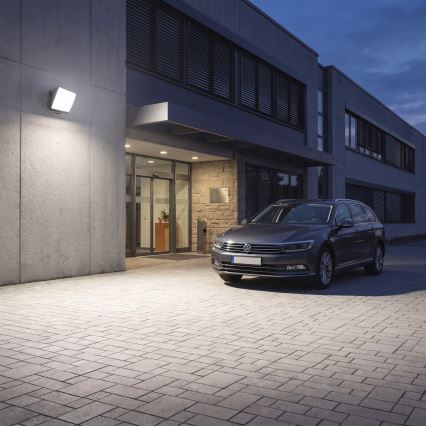 LED reflektor TAMBO EVO LED/100W/230V 4000K IP65 fekete