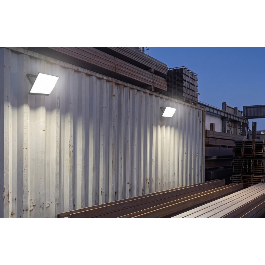 LED reflektor TAMBO EVO LED/100W/230V 4000K IP65 fekete