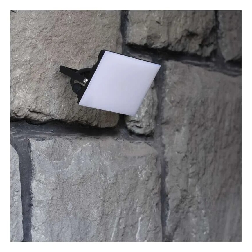 LED Reflektor TAMBO LED/30W/230V 4000K IP65