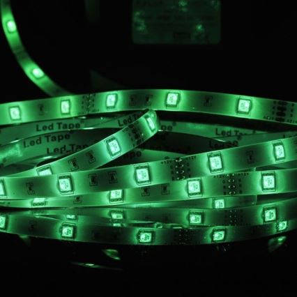 LED RGB állítható fényerejű kültéri szalag 5m LED/14W/12V IP65 + távirányító