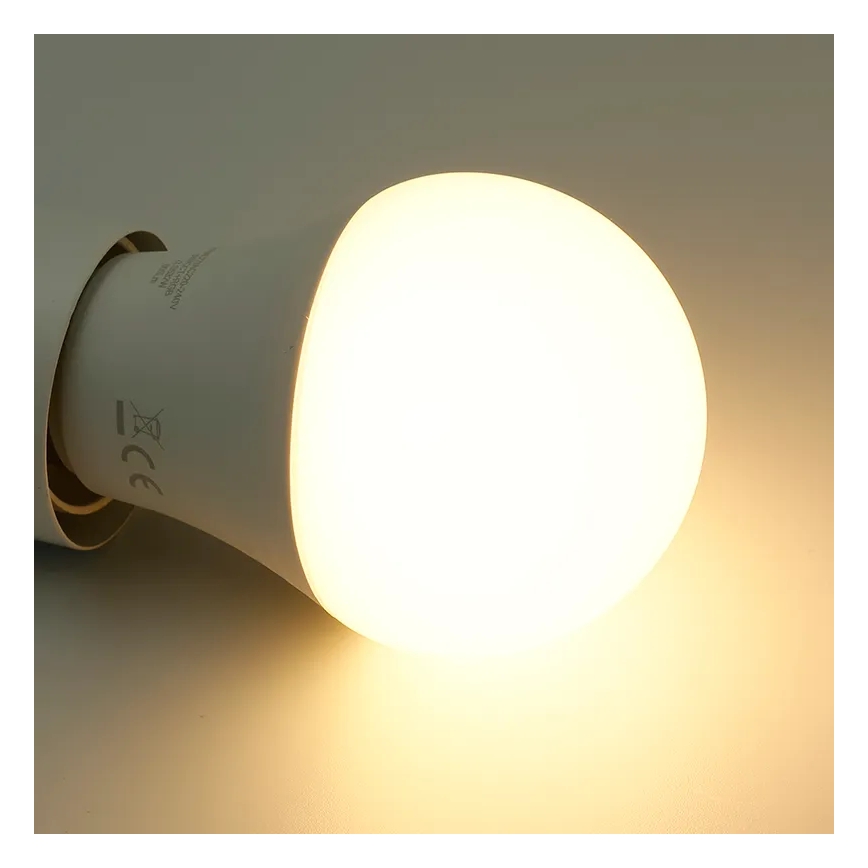 LED RGBW Dimmelhető izzó A60 E27/9W/230V 2700-6500K Wi-Fi Tuya