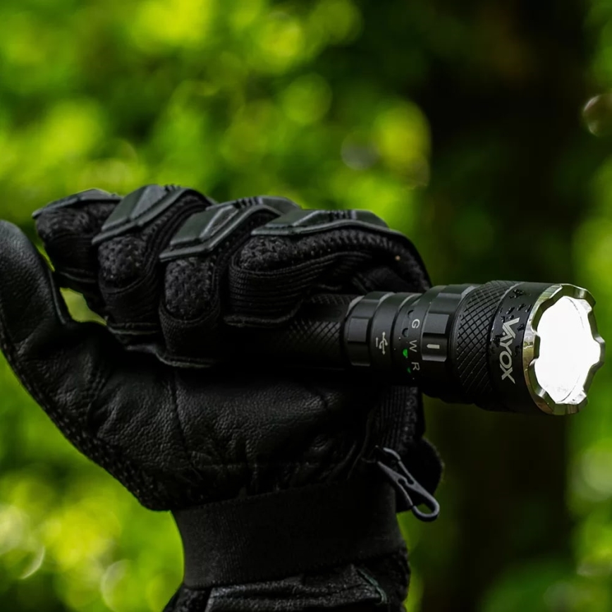 LED RGBW állítható fényerejű újratölthető lámpa LED/15W/5V IP66 1500 lm 2000 mAh