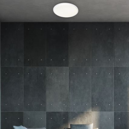 LED Szabályozható mennyezeti lámpa CRUZ távirányítóval 1xLED/66W/230V 3300lm