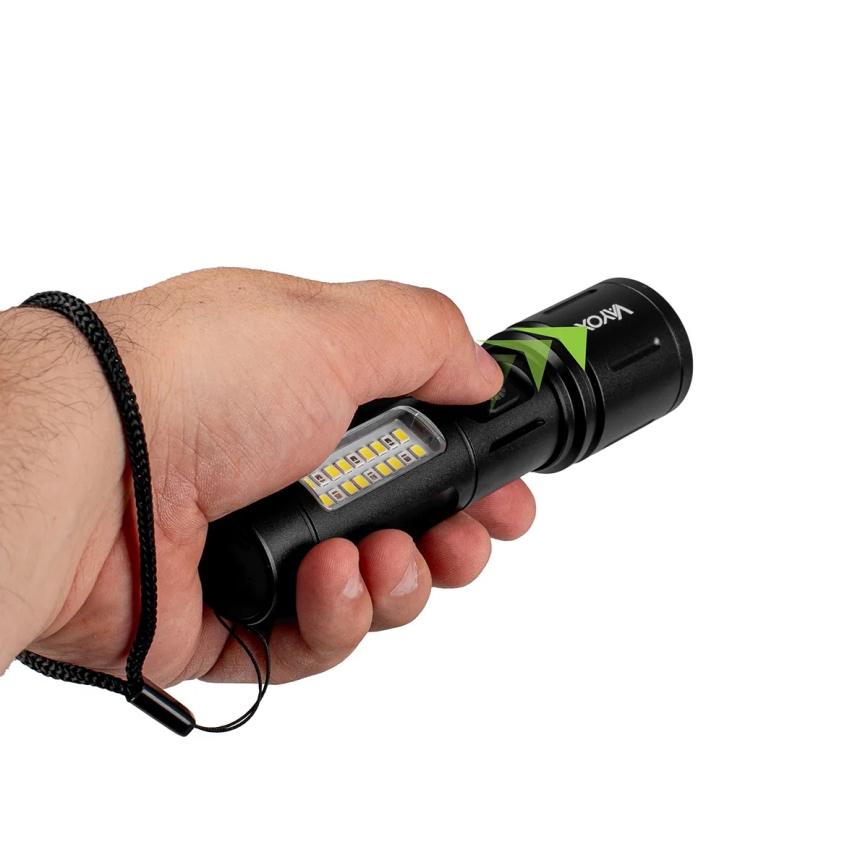 LED állítható fényerejű újratölthető zseblámpa piros fénnyel LED/5W/5V IPX4 260 lm 2000 mAh