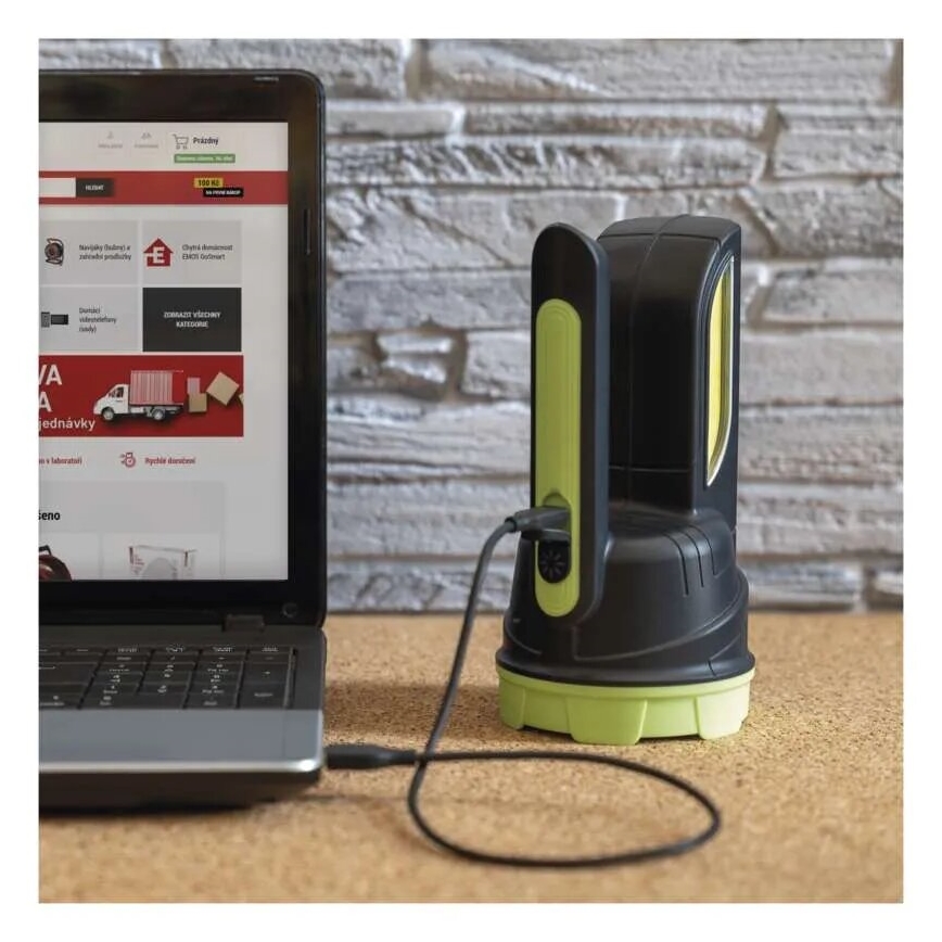 LED Tölthető zseblámpa LED/3,7V 210 lm 1800mAh