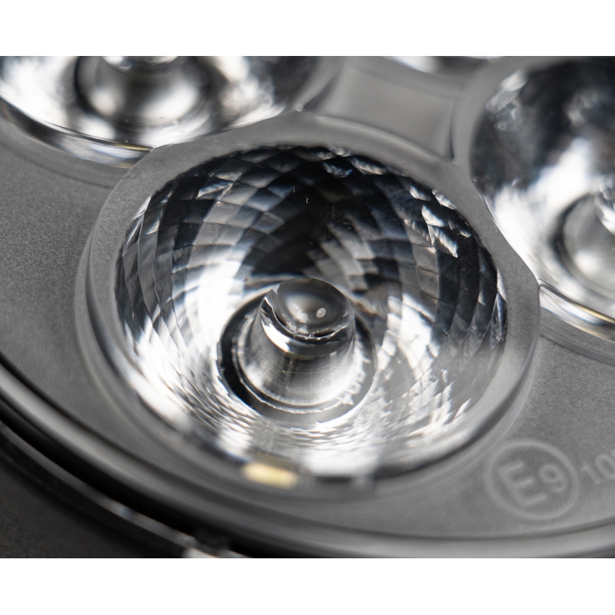 LED Traktor spotlámpa BLACK LED/20W/10-30V IP69 5700K kerek