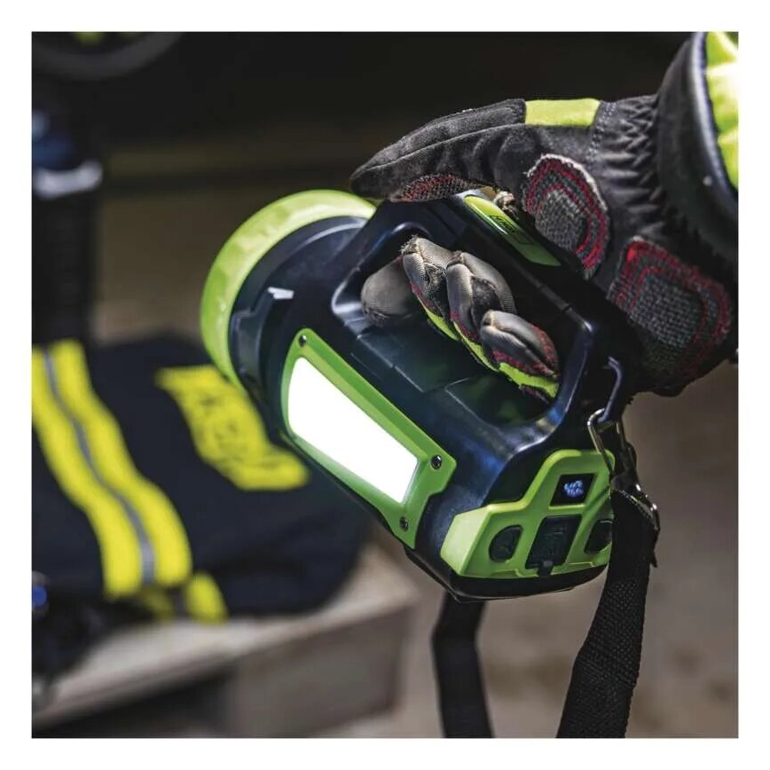 LED Újratölthető zseblámpa LED/3,7V IP44 850 lm 8000mAh