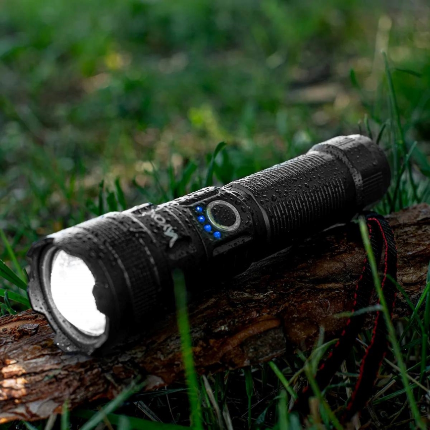 LED állítható fényerejű újratölthető lámpa powerbank funkcióval LED/10W/5V IPX4 600 lm 2000 mAh