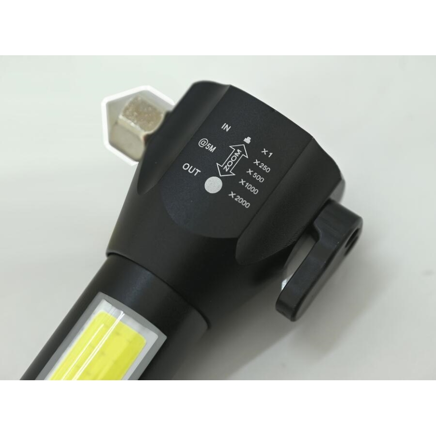 LED újratölthető zseblámpa LED/3W/5V 200 lm 1200 mAh