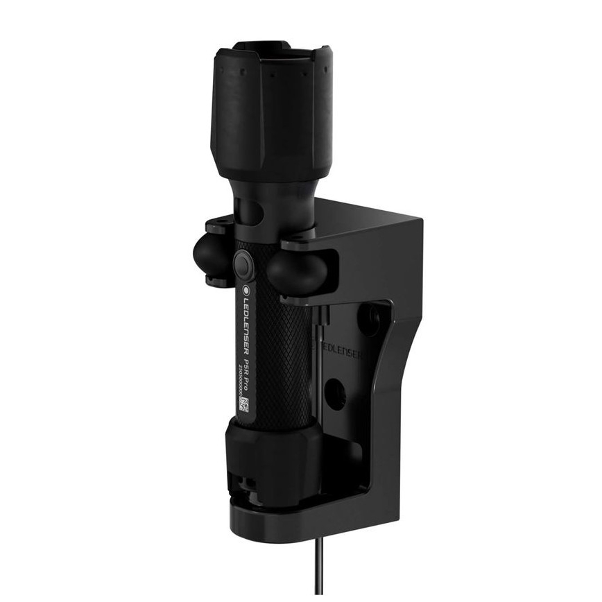 Ledlenser P5R PRO - dimmelhető, újratölthető LED zseblámpa, 920 mAh, IP68, 750 lm, 18 óra, fekete