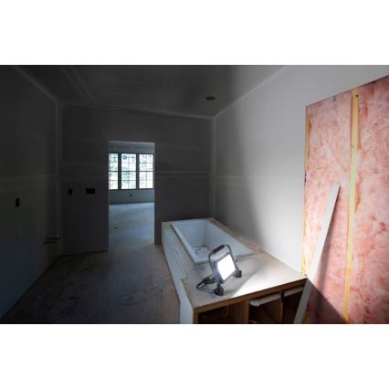 Ledvance - LED Dimmelhető kültéri újratölthető reflektor WORKLIGHT BATTERY LED/30W/5V 2200 mAh IP54