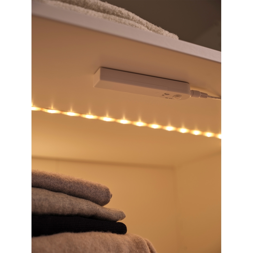 Ledvance - LED szalag mozgásérzékelővel FLEX 2m LED/3,6W/4xAA