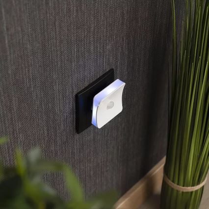 Ledvance - LED RGB irányfény aljzatba, érzékelővel LUNETTA LED/0,3W/230V