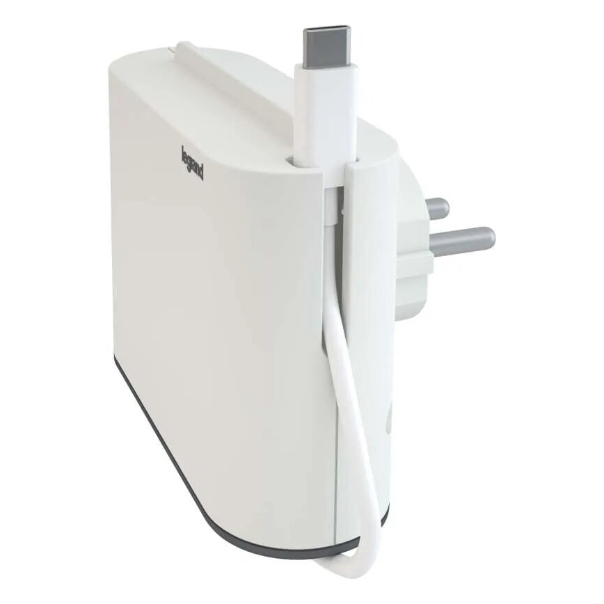 Legrand 049401 - Elosztó konnektor 2Z Típus C + USB-A + USB-C fehér