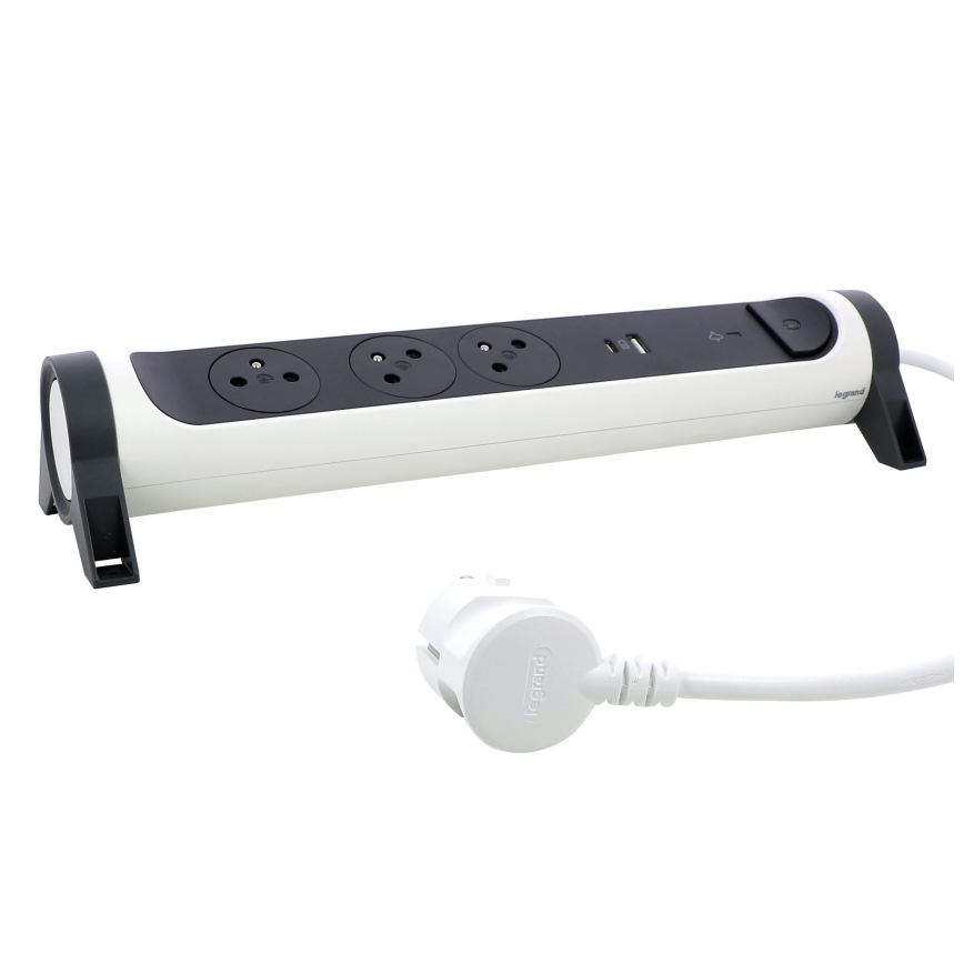 Legrand 049416 - Hosszabbító kapcsolóval 3Z Típus E + USB-A + USB-C 1,5m