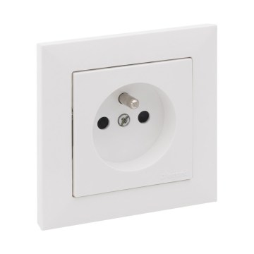 Legrand - Fali aljzat kerettel SUNO 250V fehér