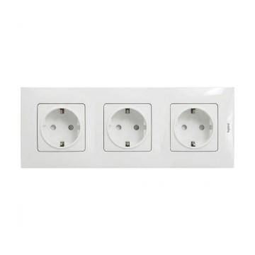Legrand - Hármas fali SCHUKO aljzat NILOE kerettel 250V fehér