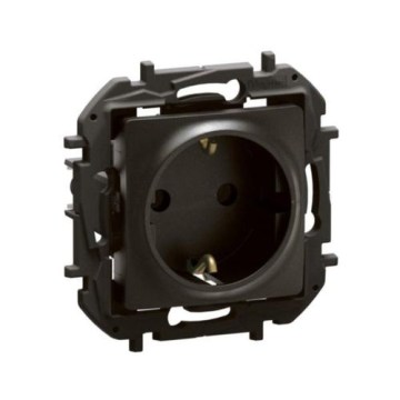 Legrand - NILOE SCHUKO háztartási aljzat 250V/16A, fekete