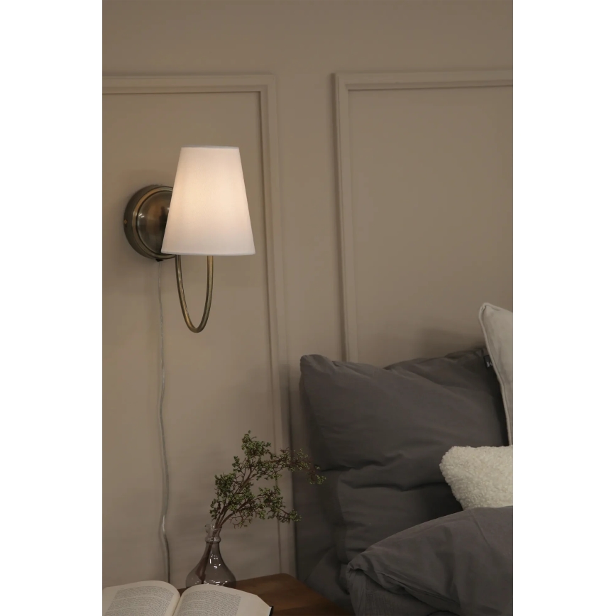 Markslöjd 108908 - AMAR fali lámpa 1xE14/40W/230V fehér/sárgaréz