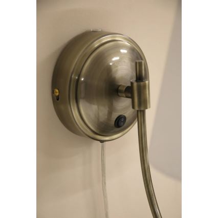 Markslöjd 108908 - AMAR fali lámpa 1xE14/40W/230V fehér/sárgaréz