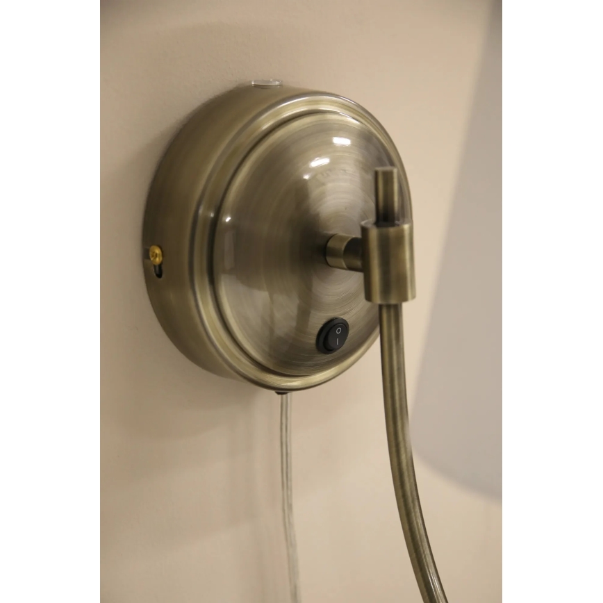 Markslöjd 108908 - AMAR fali lámpa 1xE14/40W/230V fehér/sárgaréz