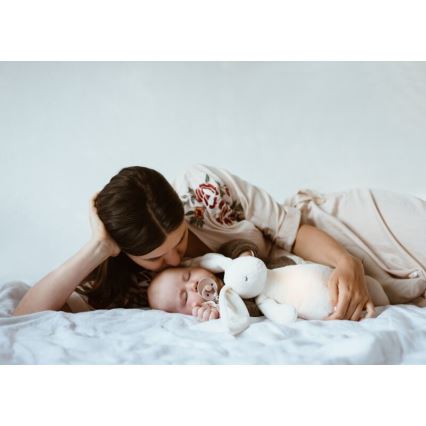 Moonie - Snuggle buddy dallammal és világítással 2.0 nyuszi organic rózsa