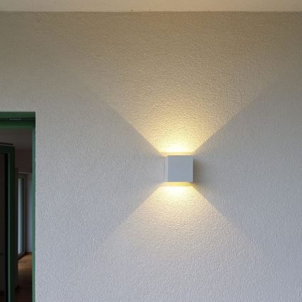 LED Kültéri fali lámpa CUBE 2xLED/3W/230V IP54 fehér