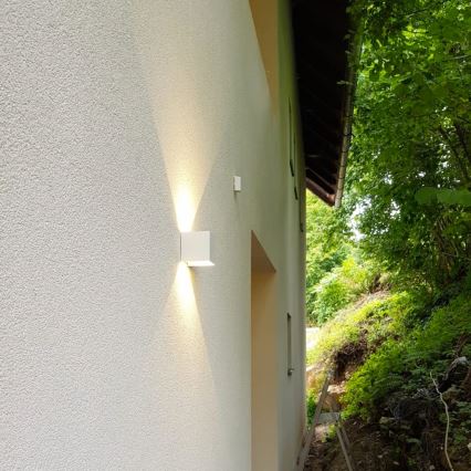 LED Kültéri fali lámpa CUBE 2xLED/3W/230V IP54 fehér