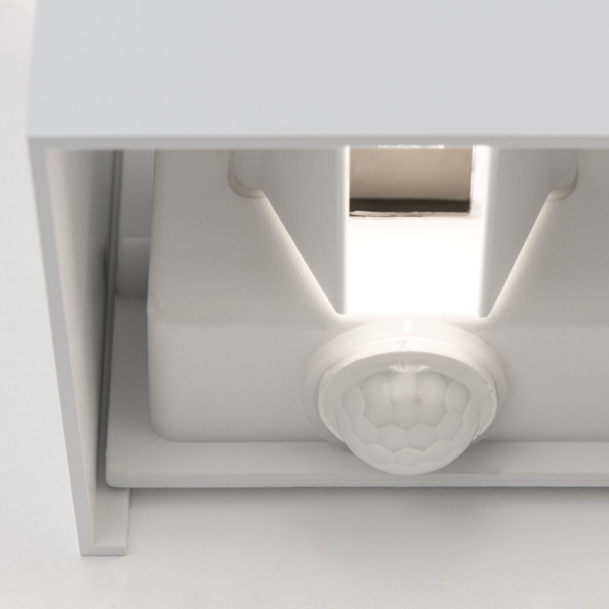 LED Kültéri fali lámpa mozgás- és alkonyatérzékelővel CUBE-S LED/13W/230V IP54 fehér