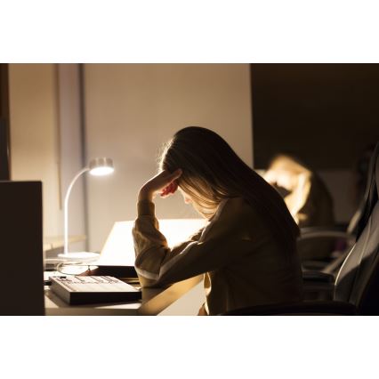 Osram - Fényerőszabályozható LED asztali lámpa OFFICE LINE LED/4,8W/230V 3000/4000/6500K fehér