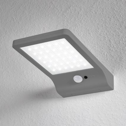 Osram - napelemes LED fali lámpatest érzékelővel DOORLED LED/3W/3,3V 2000 mAh IP44 ezüst