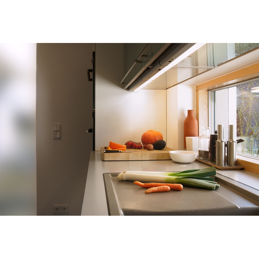 Osram - LINEAR LED alá szerelhető lámpa, 6 W, 230 V, 3000 K, 37 cm, ezüst