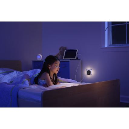 Osram - LUNETTA LED konnektoros éjszakai lámpa érzékelővel és USB-csatlakozóval, 12,5W/230V, fekete