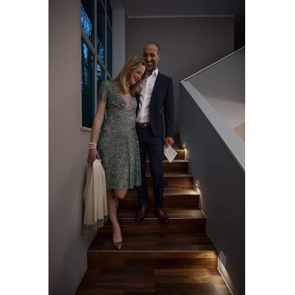 Osram - LED lépcsővilágító lámpa érzékelővel NIGHTLUX LED/0,25W/3xAAA IP54 ezüstszínű