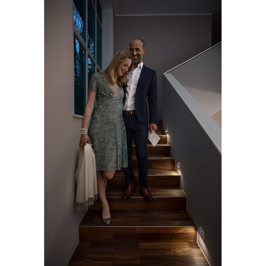 Osram - LED lépcsővilágító lámpa érzékelővel NIGHTLUX LED/0,25W/3xAAA IP54 ezüstszínű