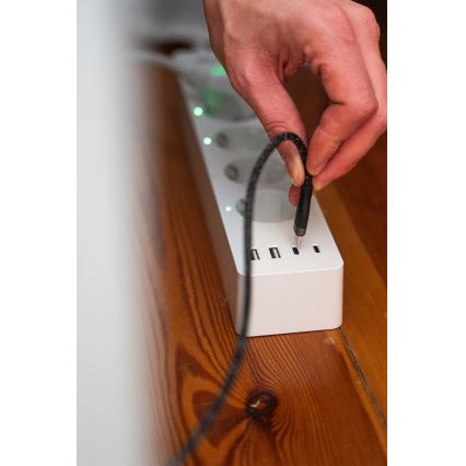 Osram - SMART+ 4 aljzatos hosszabbító, F típus + 2x USB-A + 2x USB-C Wi-Fi