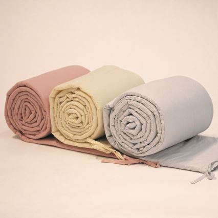 PETITE&MARS - Kiságy biztonsági korlát TILLY MAX 360 cm rózsaszín