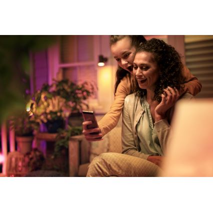 Philips 17428/30/P7 - LED RGB Kültéri spotlámpa HUE LILY LED/8W/230V IP65